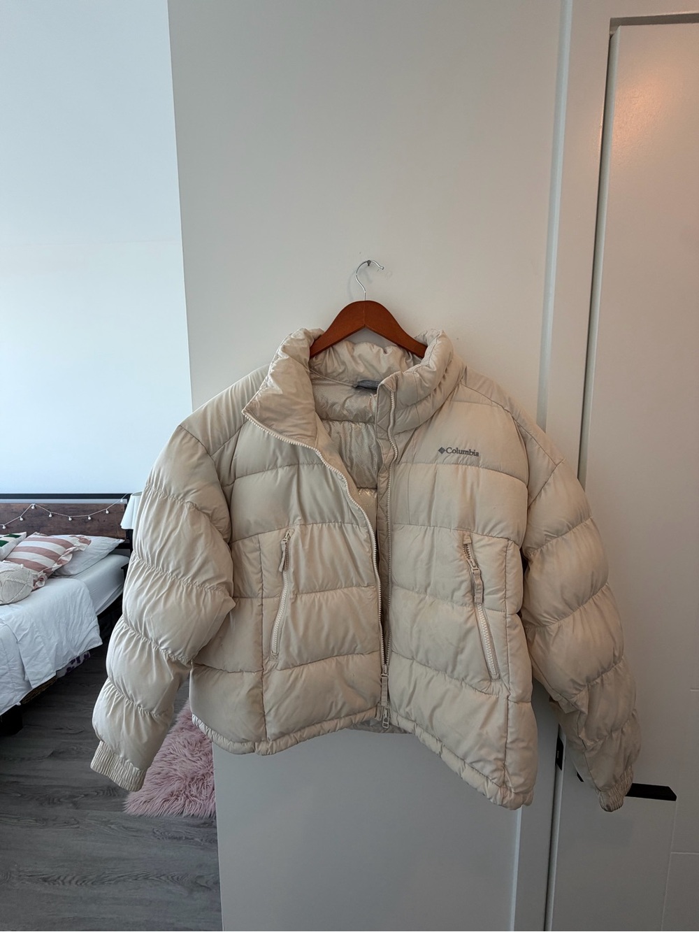 Columbia Women’s Puffer Jacket XXL – Ivory/Cream